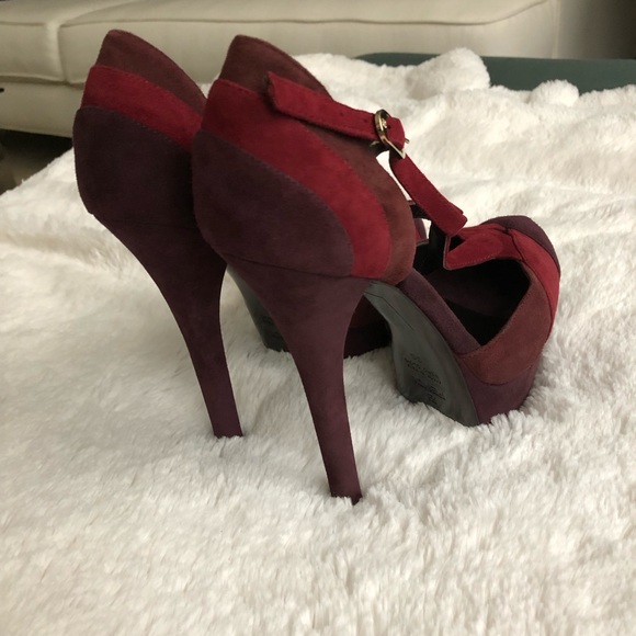 BNIB Gorgeous Burgundy/Wine Suede Fendi Platforms - Picture 3 of 8
